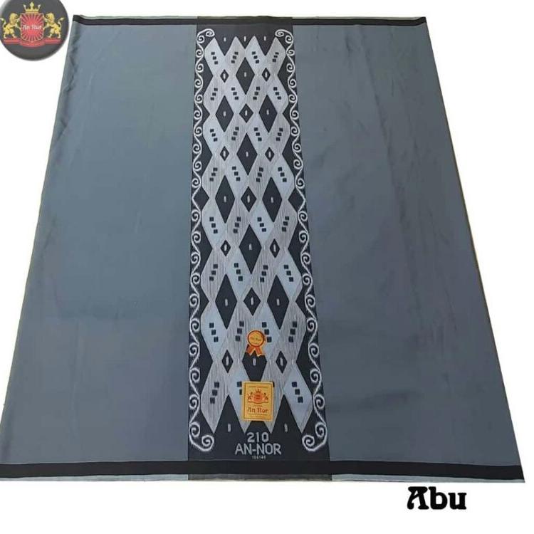 Terlaris.. SARUNG HITAM POLOS AN-NUR/SARUNG SAMARIMDA /SARUNG HALUS