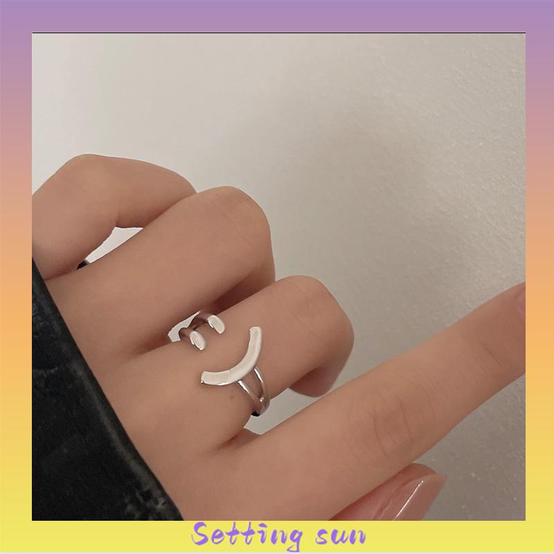 Cincin Model Terbuka Adjustable Desain Smiling Face Warna Silver Untuk Wanita TN