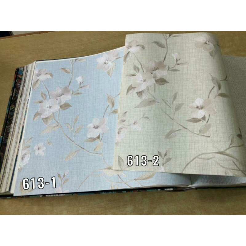 Wallpaper Dinding Motif Bunga Putih Shabby Kecil Salur Soft Chr Special