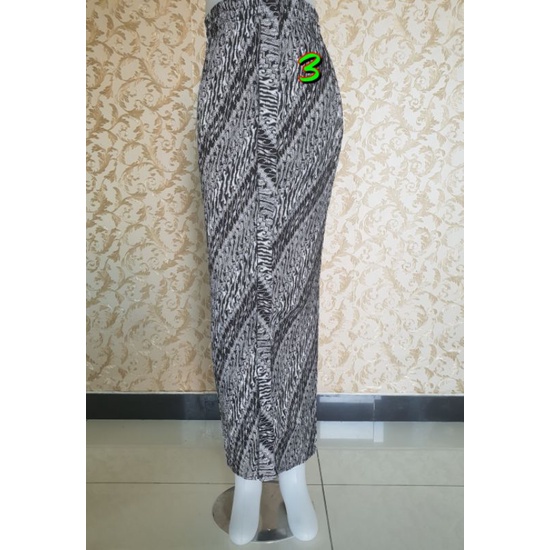 ROK PLISKET BATIK WIRU