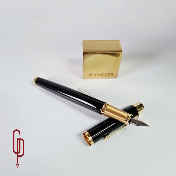 

Pulpen - Pulpen Parker Original Im Lq Black Gold Trim (Klip Emas) Fountain Pen