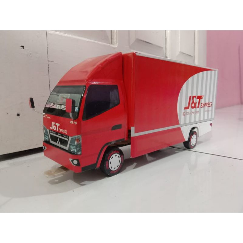 miniatur truk remote control paket j&t ban bisa belok
