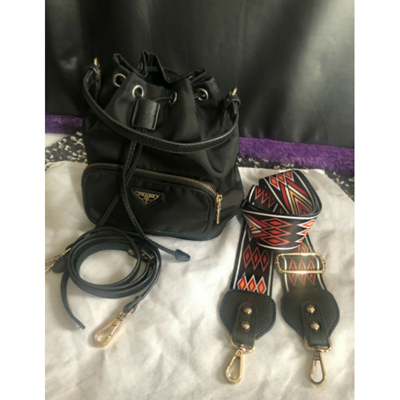 preloved  VIP gift PRADA