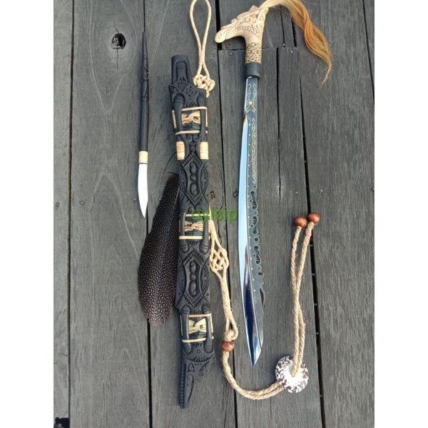 Mandau Khas Dayak Kalimantan | Mandau | Dayak | Borneo | Kalimantan