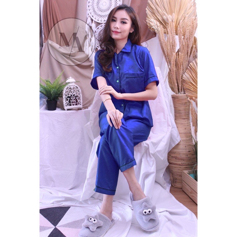 

polos biru