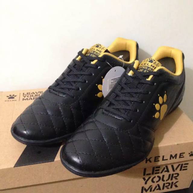 Sepatu Futsal Kelme Power Grip Black Gold Original