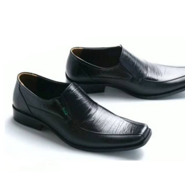 Sepatu Pria kickers slop pantopel  kulit asli murah