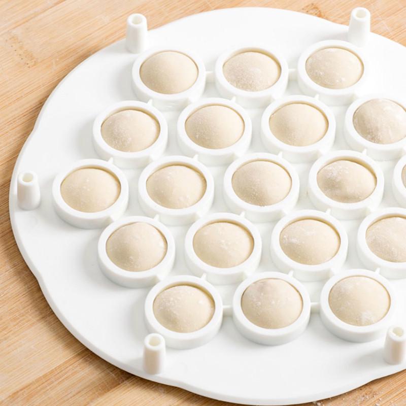 19lubang Ravioli Alat Pembuat Press Adonan Rusia Dumplings Mold Gadget Pastry Maker DIY Dumplings Plastik