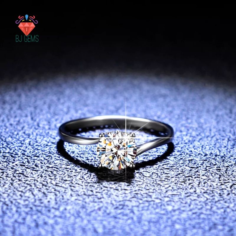 GRA Moissanite Cincin Wanita Perak lapis emas putih Sertifikat