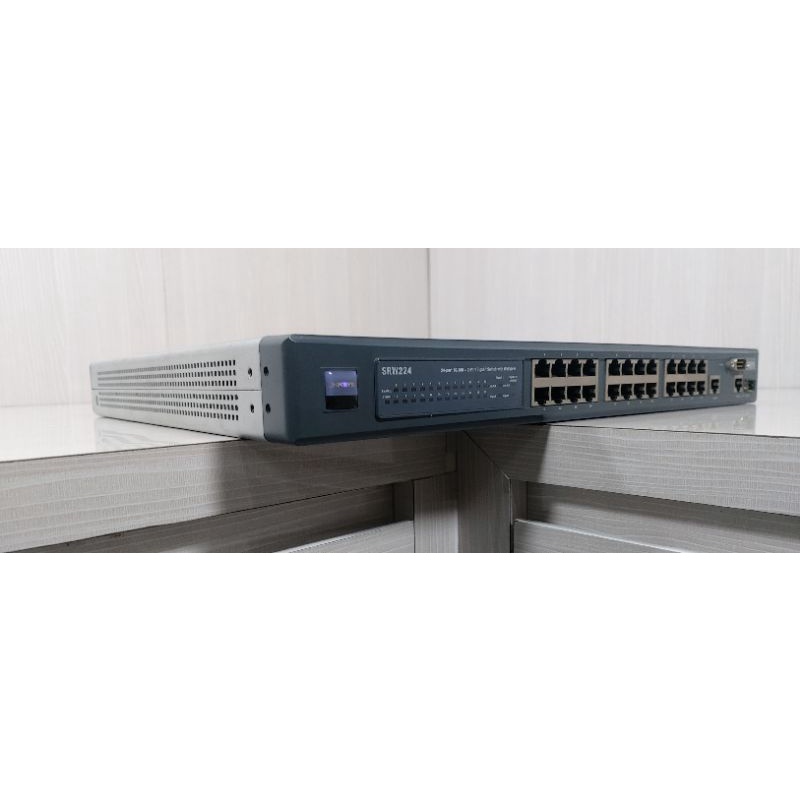 Switch Cisco Linksys 24port  SRW224