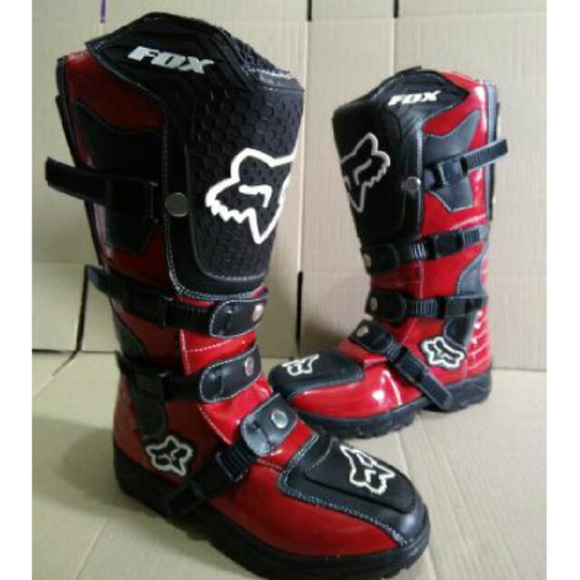 Sepatu cross trail 06 motif adv