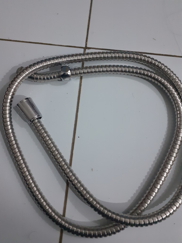 Selang Fleksibel Hand Shower Shower Hose Selang Kamar Mandi 150cm