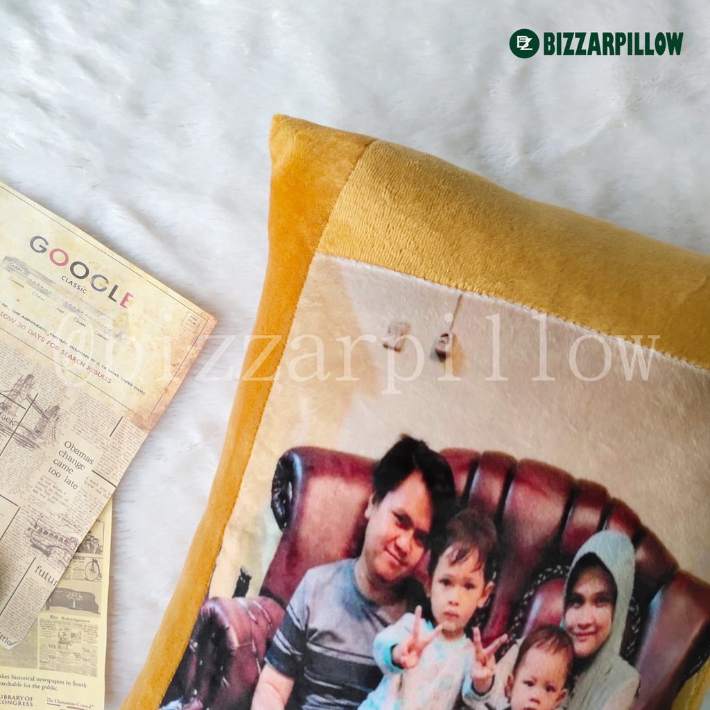 Bizzarpillow Bantal Foto Custom 40 x 60 cm Model Yelvo BZ037