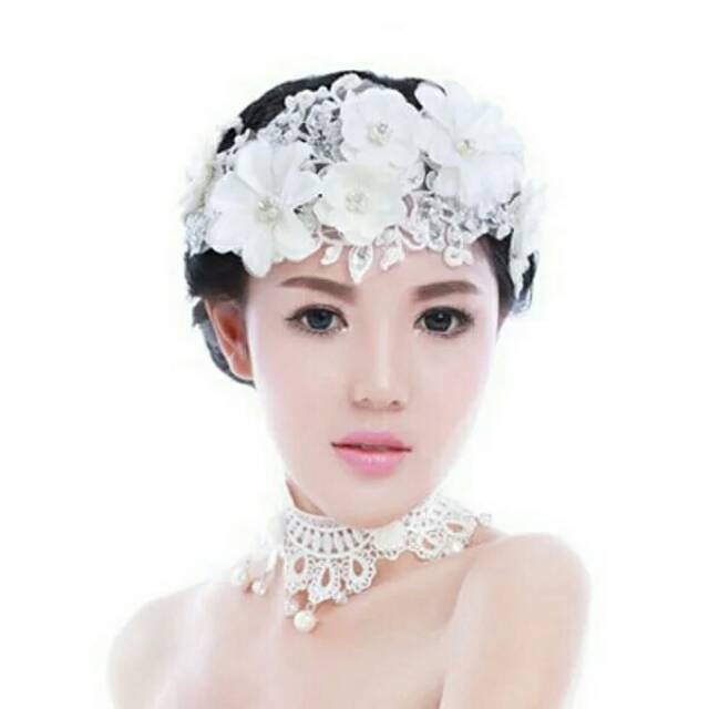 Wedding/ party hair piece flower lace pearl