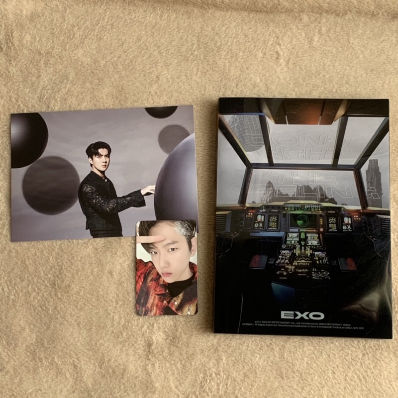 EXO DFTF Don’t Fight The Feeling Album Photobook Version 1 BAEKHYUN SEHUN SET Photocard Postcard