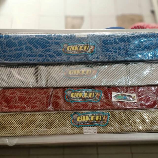 Sarung jok karbon bikers