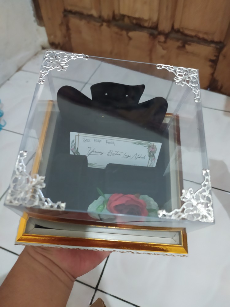 Kotak Perhiasan Anting Cincin Gelang Kalung  Untuk Seserahan Dengan Leher Kalung - Fcgka