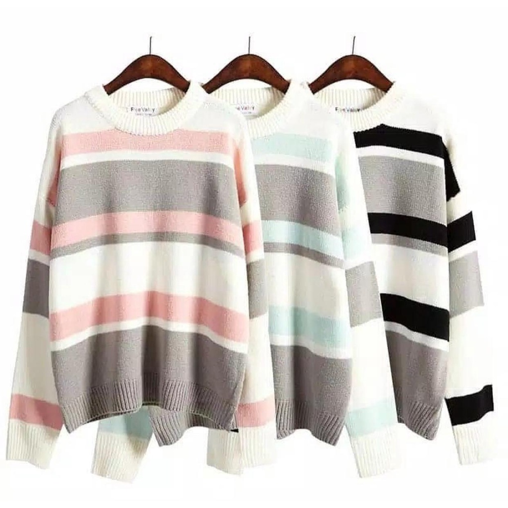 Sweater Rajut Strip BW
