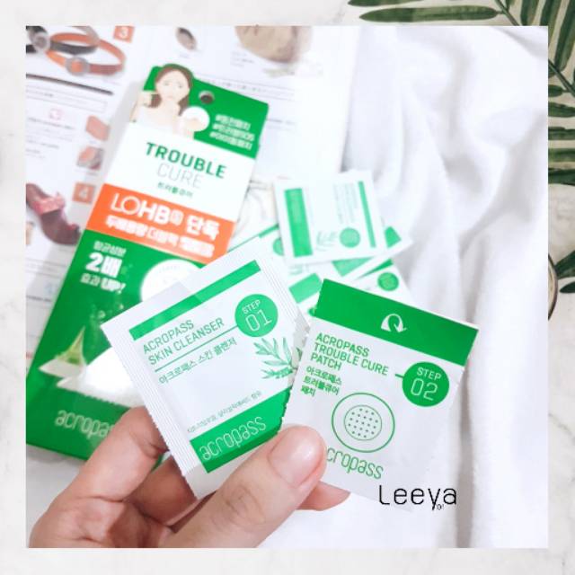 ACROPASS TROUBLE CURE PIMPLE PATCH - Patch Jerawat Microneedle