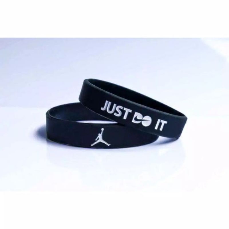 Gelang Jordan Nike ( just do it ) / Gelang Karet / Gelang Pria