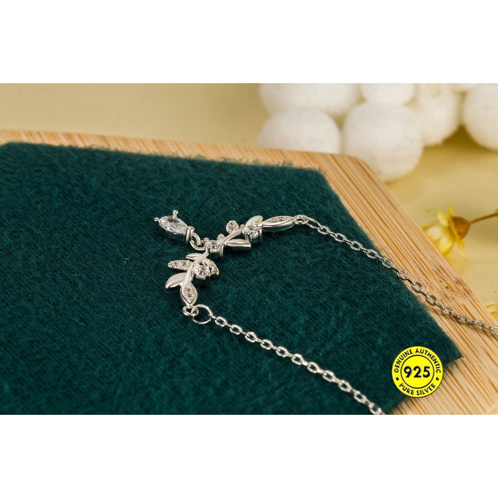 Kalung Rantai Klavikula Desain Daun Tetesan Air Bahan S925 Silver