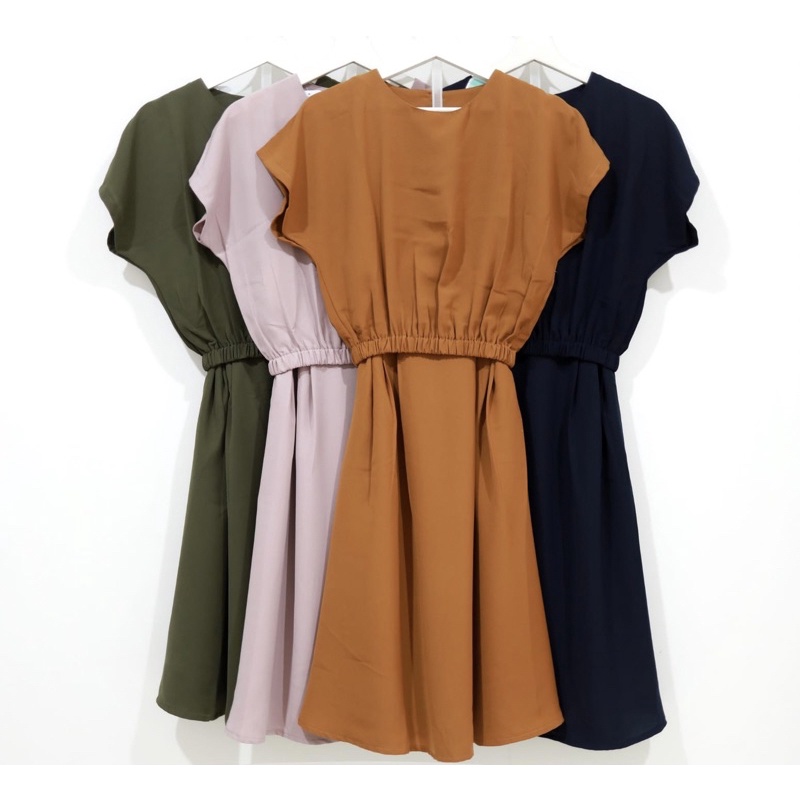 DAYANA SET / ONE SET WANITA / STELAN WANITA / CROP TOP WANITA / ROK A LINE WANITA / OUTFIT KOREA / O