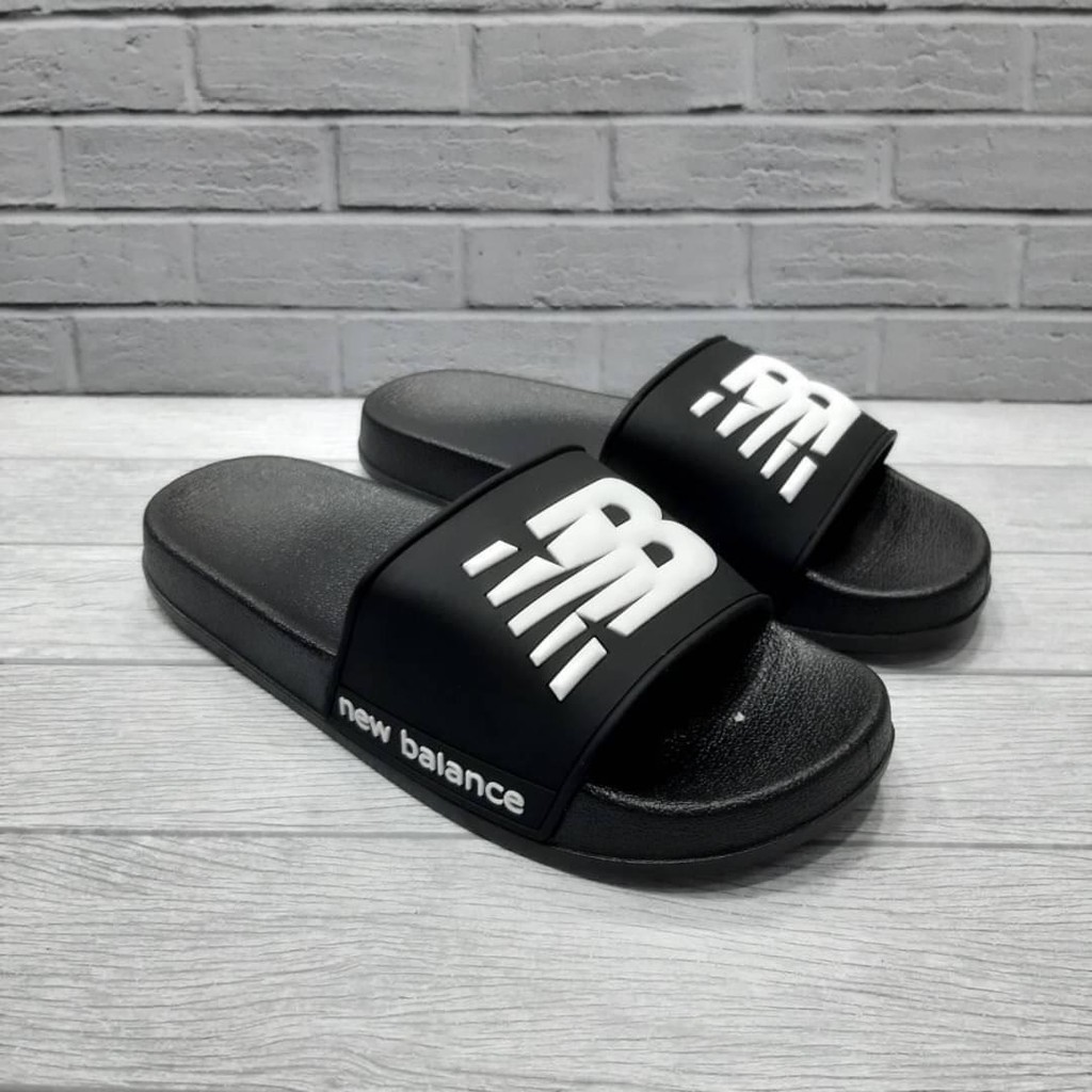 SANDAL SLIP ON NEW BALANCE FULL BLACK