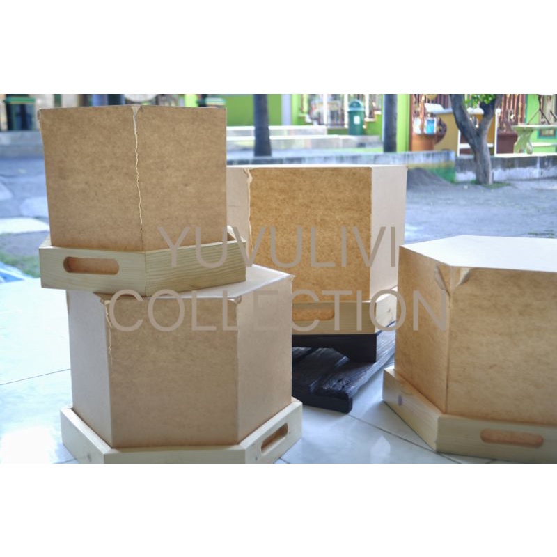 Hantaran tutup akrilik model hexagonal