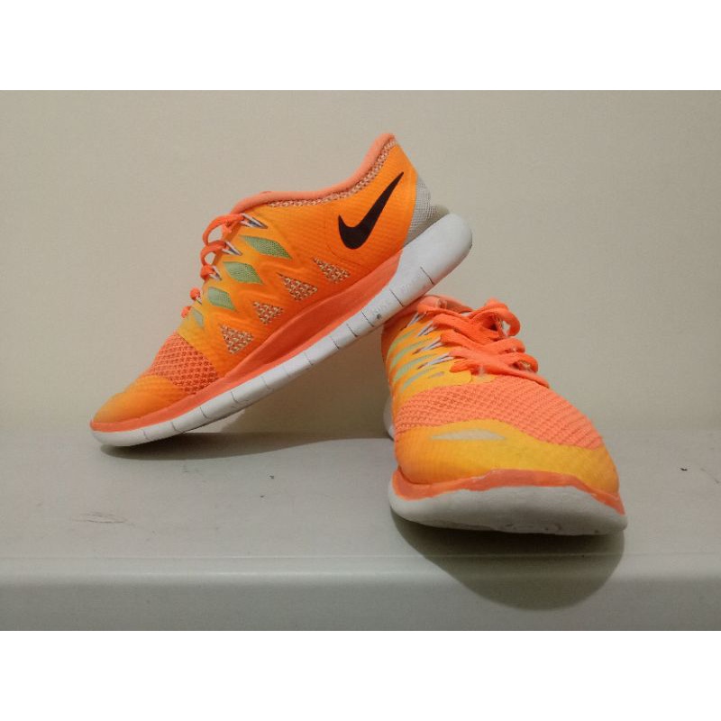 Sepatu Running Second Branded