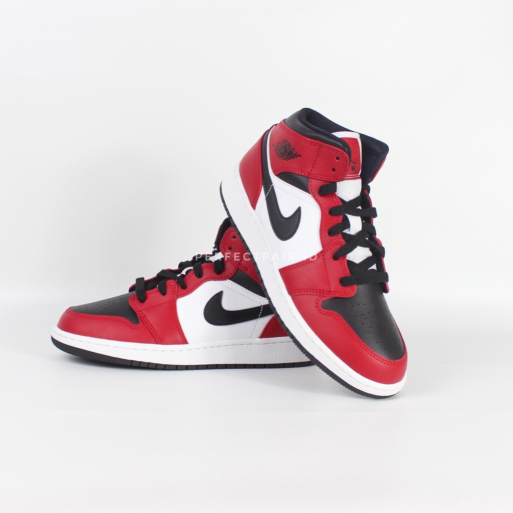 Air Jordan 1 Mid - Chicago Toe Black BNIB Original 100%