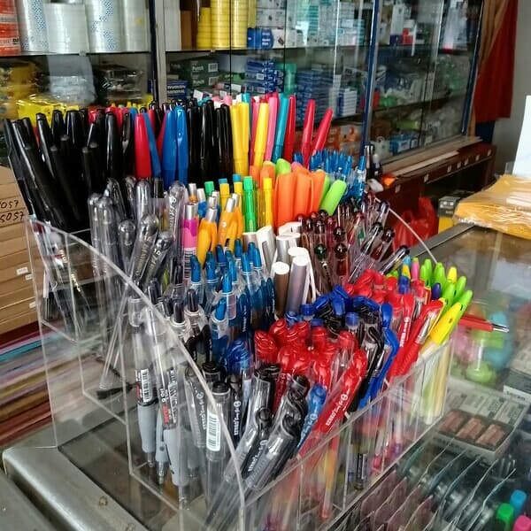 

acrylic tempat pulpen 20kotak promo