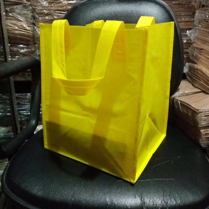 

NEW kantong tas goodie bag buat kotak 20x20 @12pcs