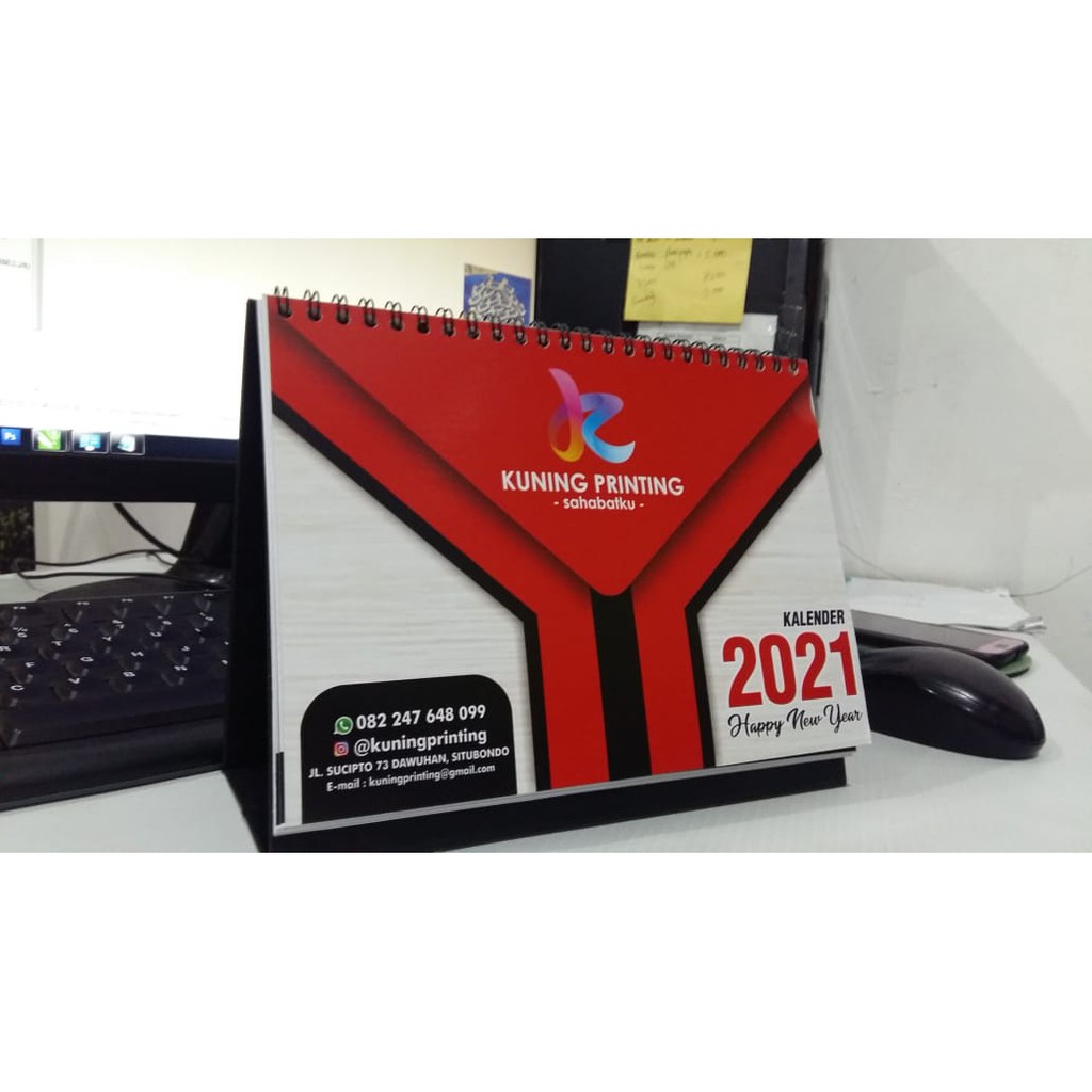 

CUSTOM KALENDER MEJA/DUDUK ISI 12+1cover (dua sisi) 230gsm