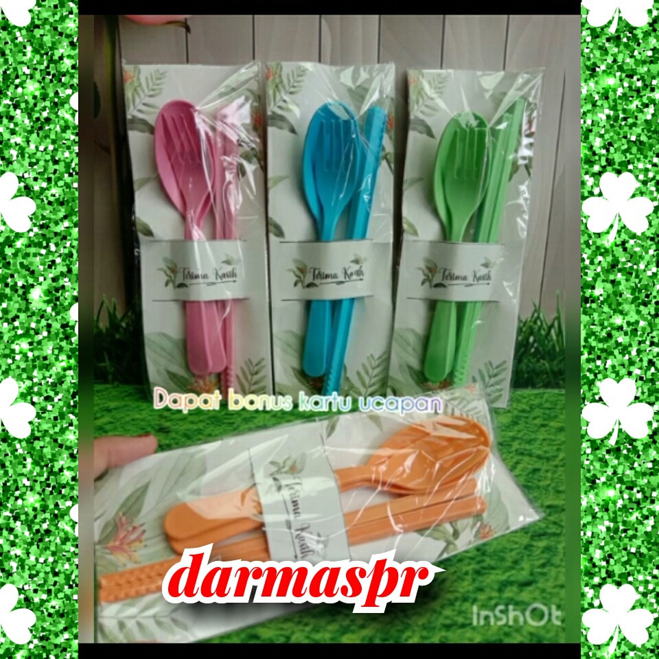 HARGA 25 PCS)SOUVENIR TRAVEL SET LOKAL SENDOK - GARPU- SUMPIT KEMAS KADO MOTIF