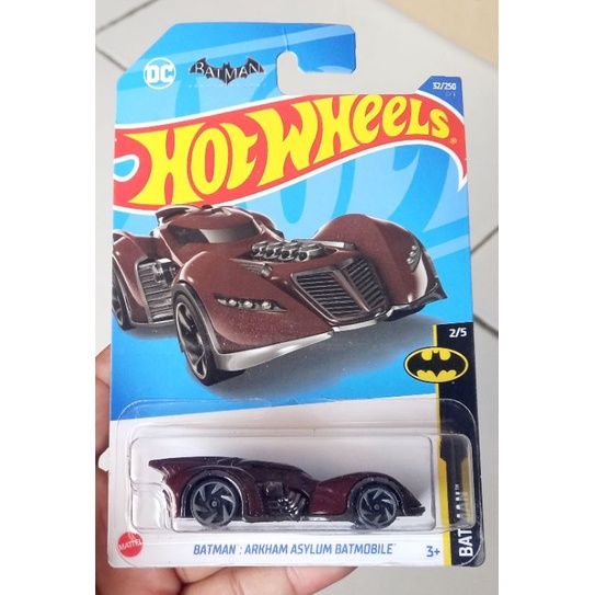 hotwheels BATMAN  ARKHAM ASYLUM BATMOBILE HW BATMAN