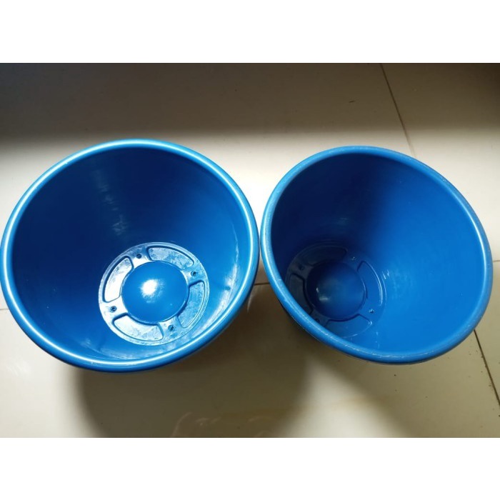 POT TANAMAN KEBUN BUNGAN KEMBANG/MEDIA TANAM KEBUN/EMBER POT PLASTIK PVC MURAH TEBAL 22CM/ EMBER POT TANAMAN BUNGA/ALAS TEMPAT BERTANAM/POT TANAMAN HIAS