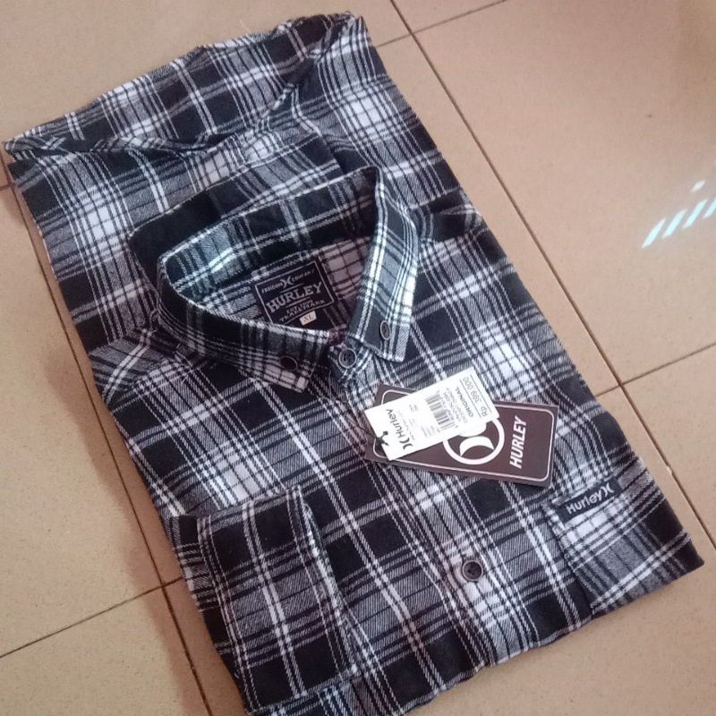 kemeja flannel pria wanita kekinian