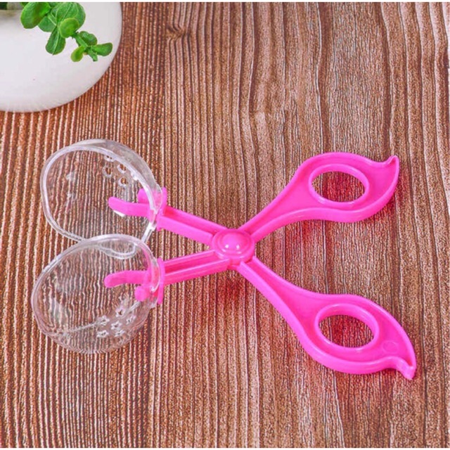 

Scissor scooper / gunting scooper / gunting anak ukuran kecil warna orange saja