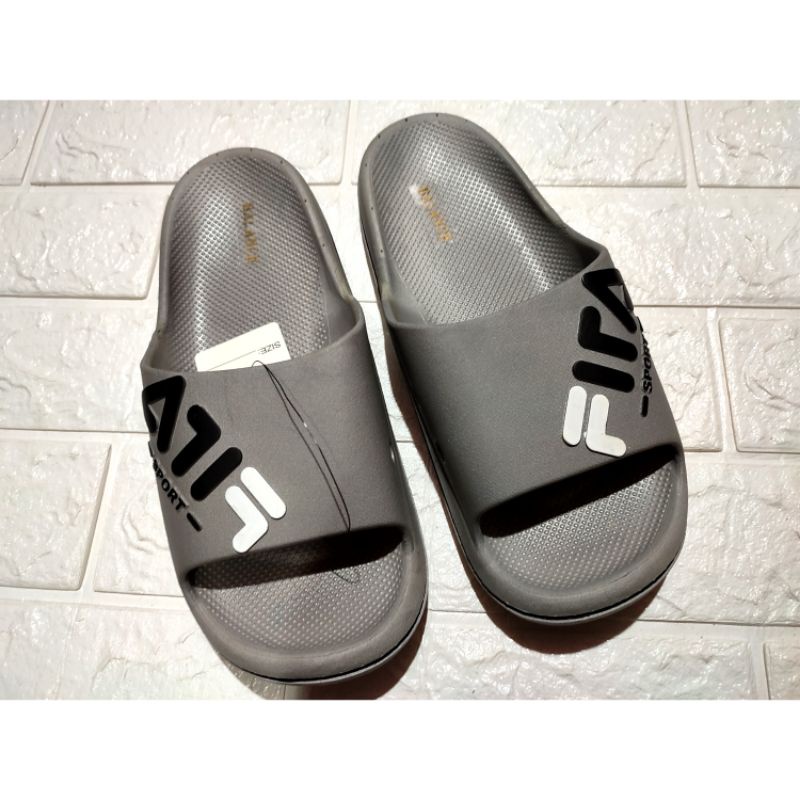 sandal slop pria motif salur timbul