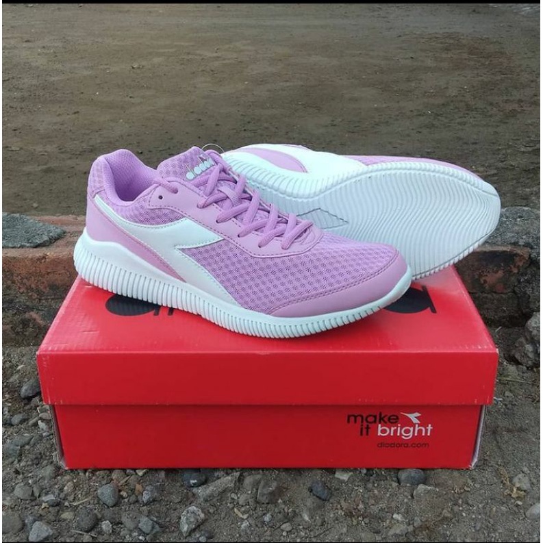 Sepatu Diadora Eagle 3 W Warna : Pink Lady / WhiteArt Code DIA175622559 Size 39 Original BNIB
