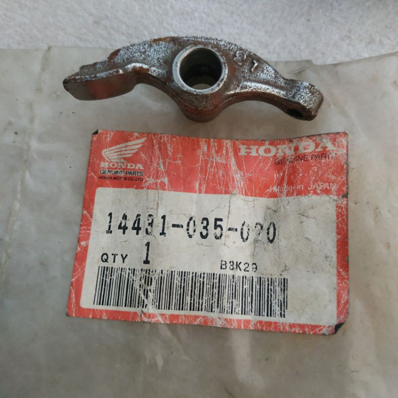 pelatuk Honda c50 C70 c700 c800 supercup templar rocker arm Honda c50 C70 c700 c800 original Japan