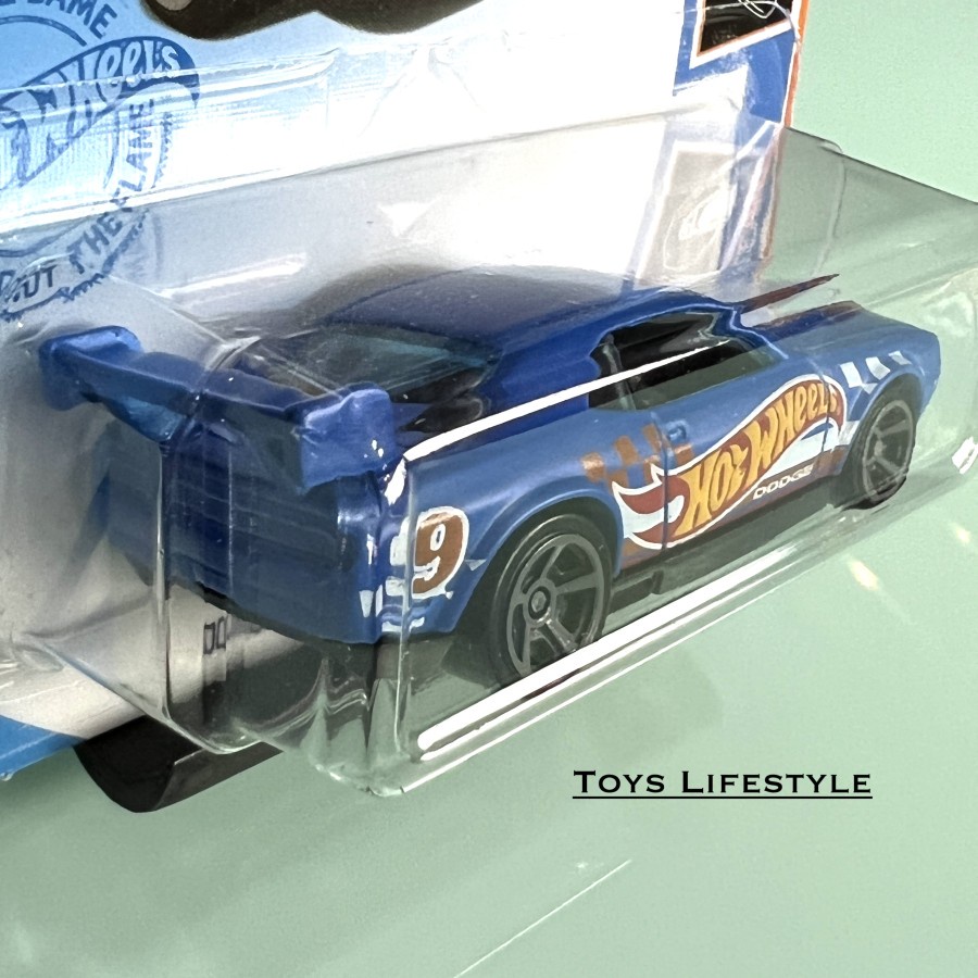 Hotwheels Diecast - Dodge Challenger Drift Car