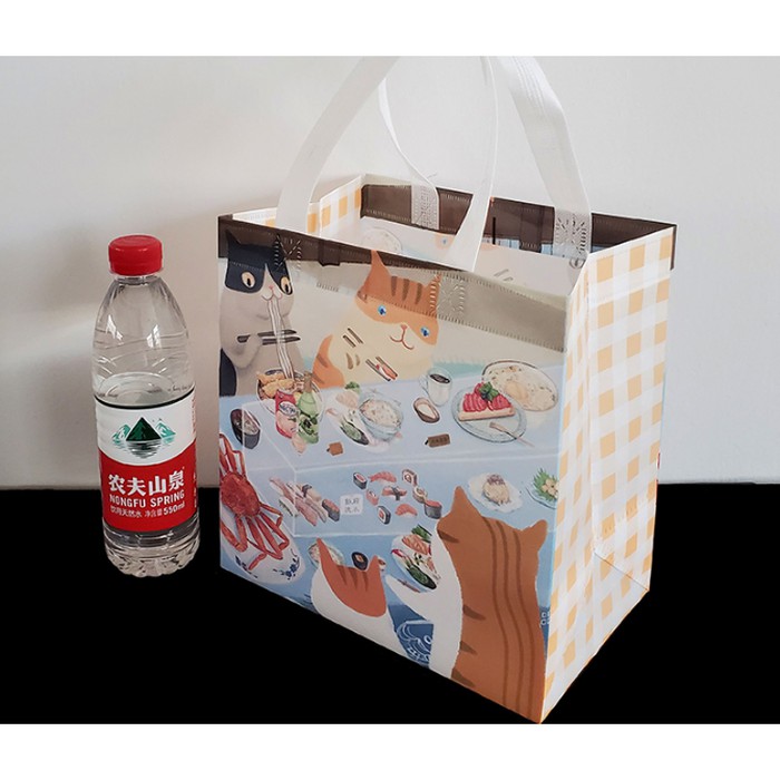 

JGO tas paper bag goodie bag gift box hampers kain motif abstrak
