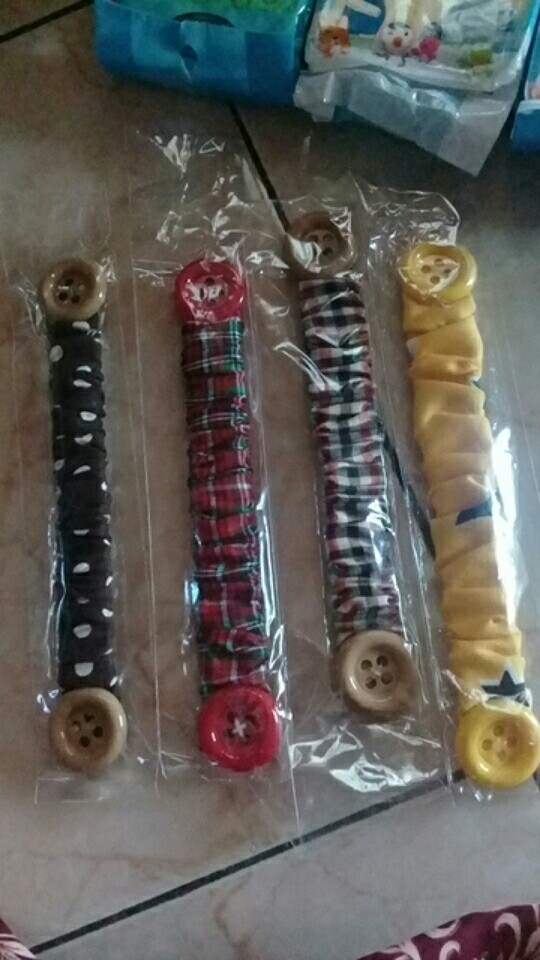 Pengait Masker Kain Hijab