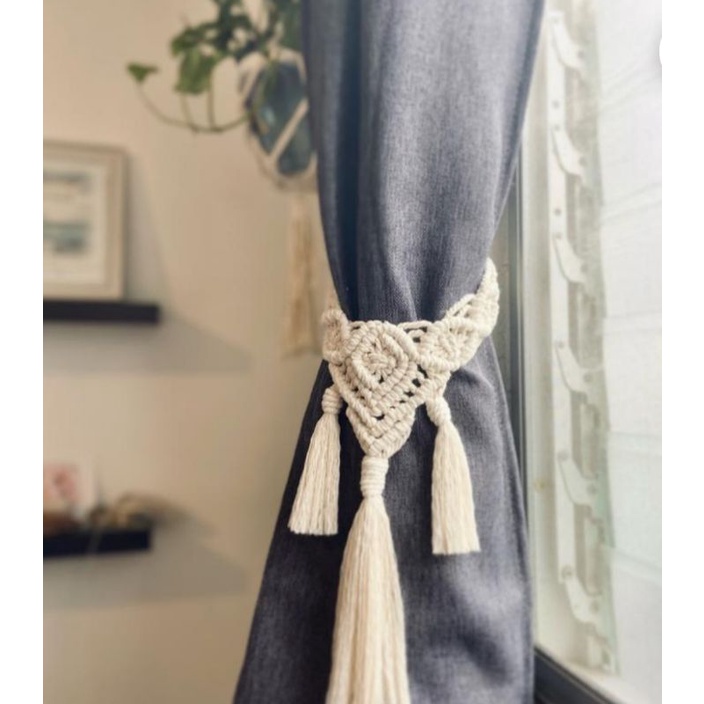 Ikatan gorden macrame