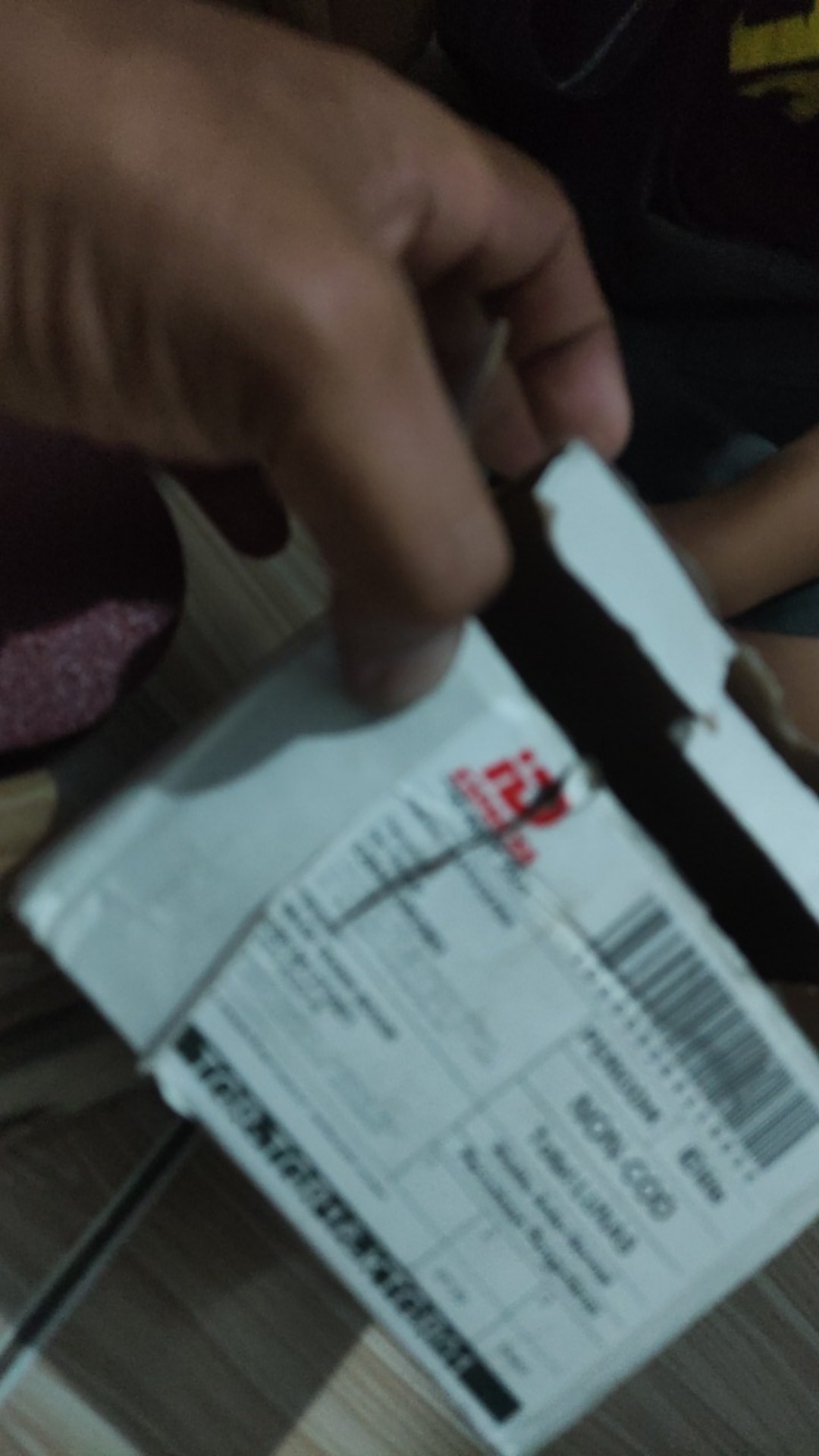 Taiyo Amplas Bulat Velcro 4 Kertas Pasir Eceran