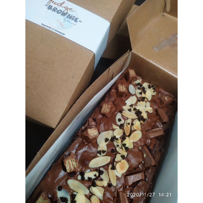 

Fudge brownies by Umma Medium