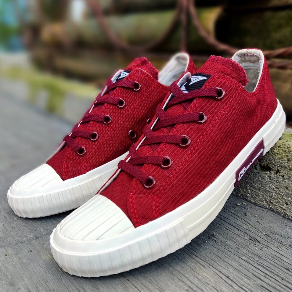 Sepatu Sneaker Pria Sneakers Terbaru Brand ZTR Untuk Sekolah Kuliah Kerja Warna Putih Original Olahraga cowok Kasual fashion Mesh Low Top Men Sport Shoes murah