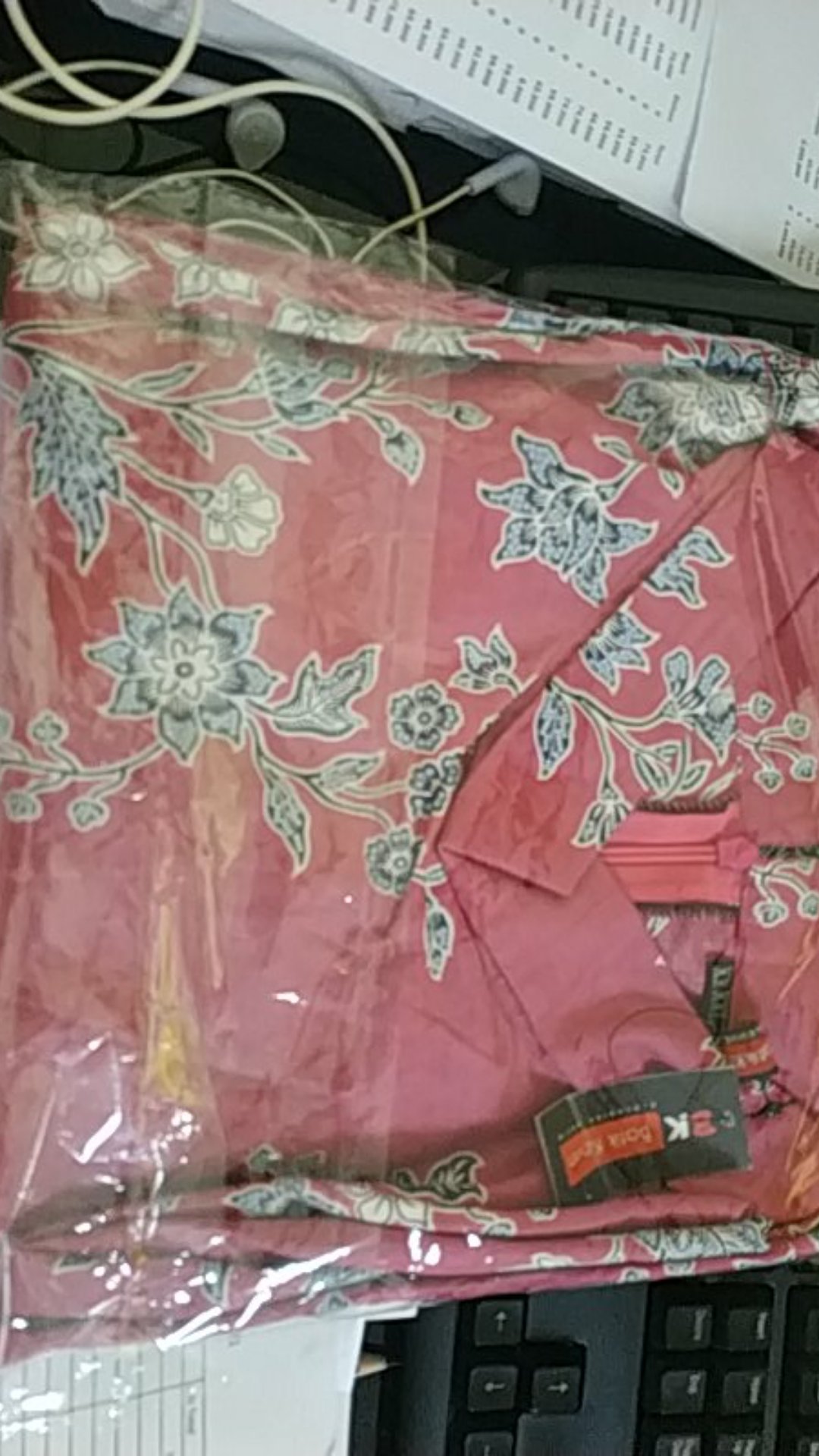 Batik Kevin - Baju Atasan Batik Wanita - Batik Jumbo Wanita -  Atasan Batik Kerja - Tunik Batik