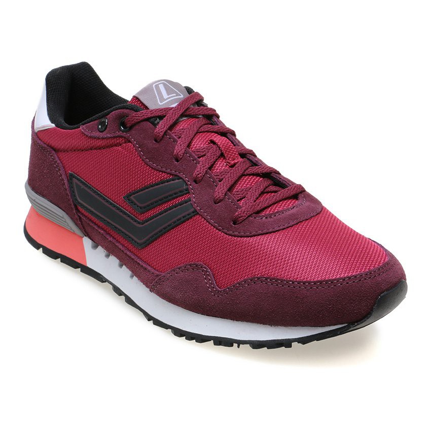 League Mens Lifestyle Strive Sepatu Sneakers